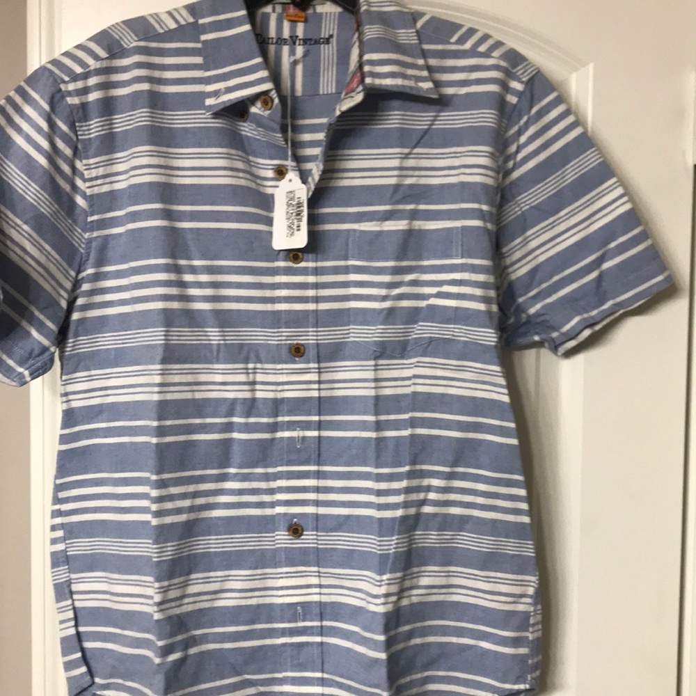 Short sleeved linen shirt NWOT
